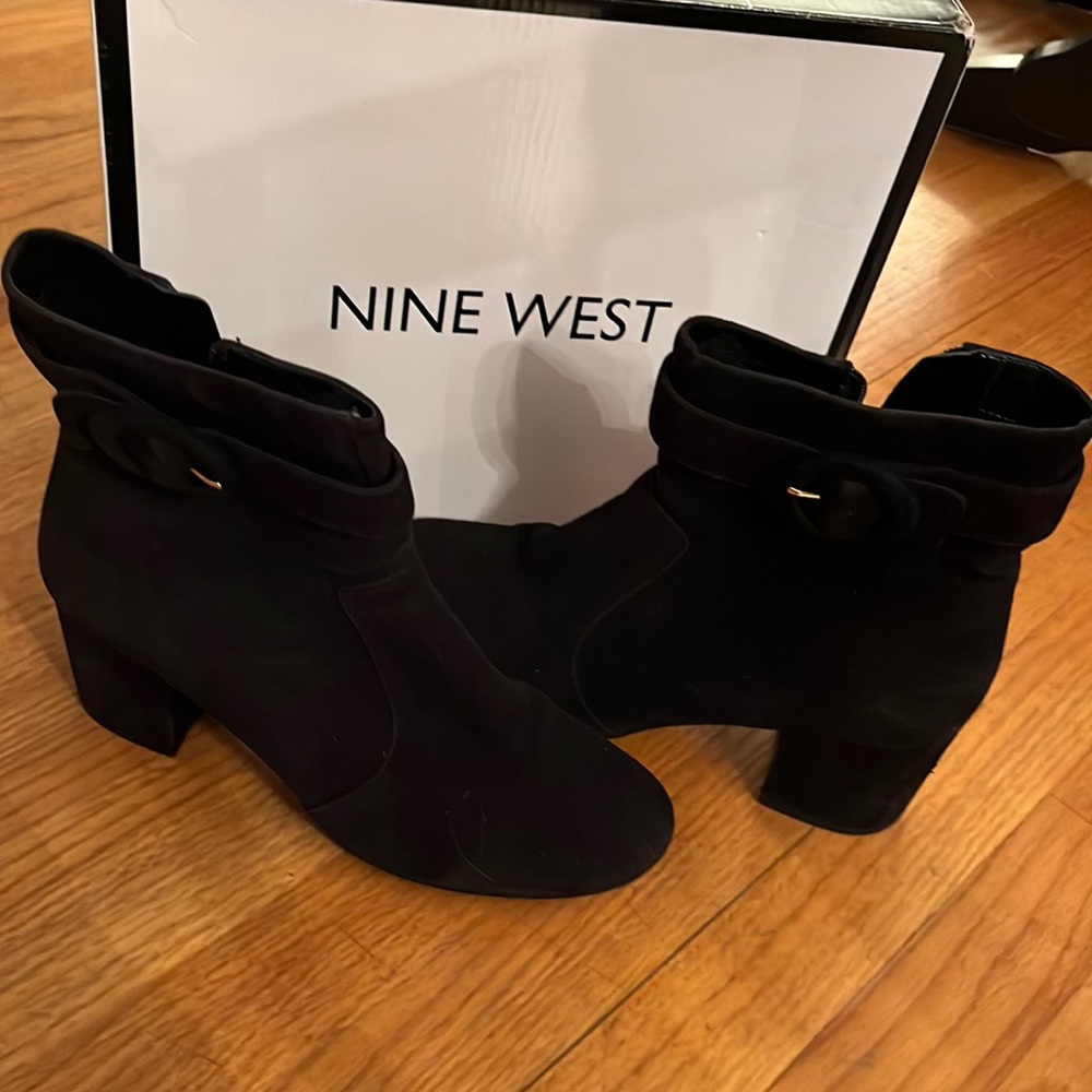 Nine West black suede booties with buckle detail size 9.6